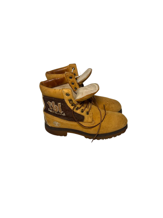 Timberland 9.5 Men's Spell-Out Premium 6-Inch Waterproof Boot