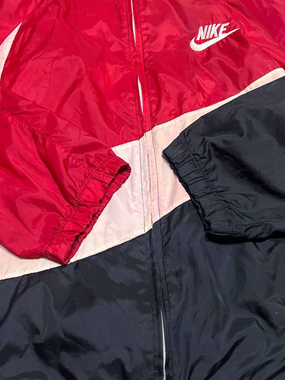 Nike Vintage Big Swoosh Windbreaker