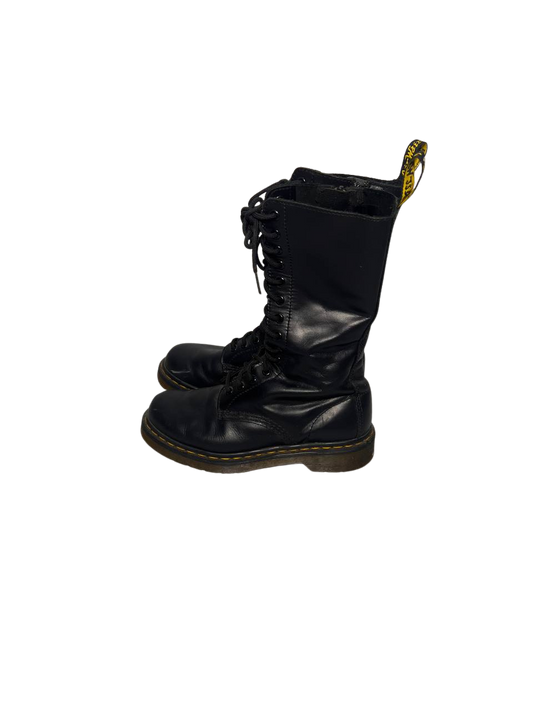 Dr.Martens 14 Holes Long Boots